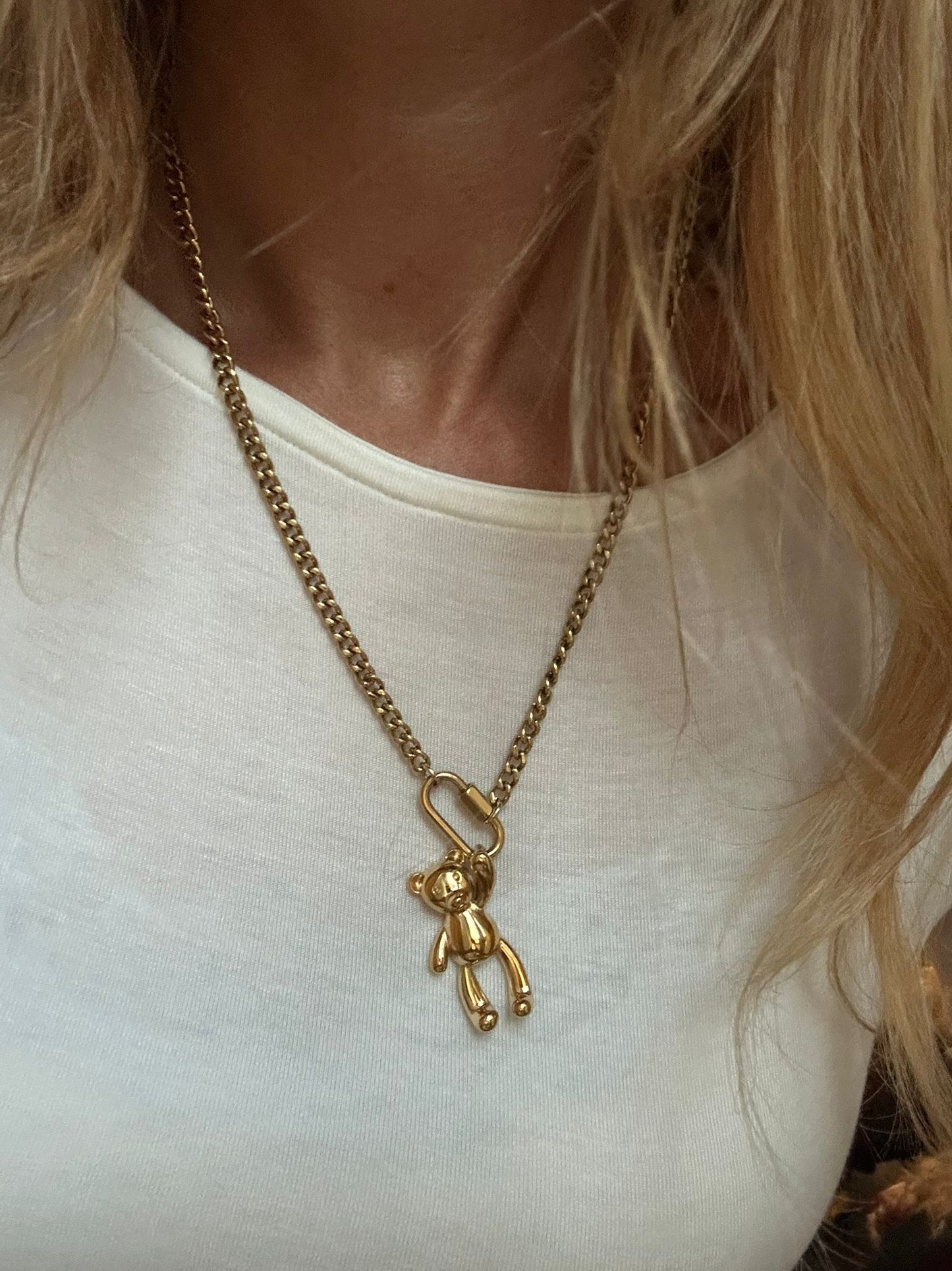 Ciondolo in acciaio inossidabile placcato oro 18k "Orsetto"