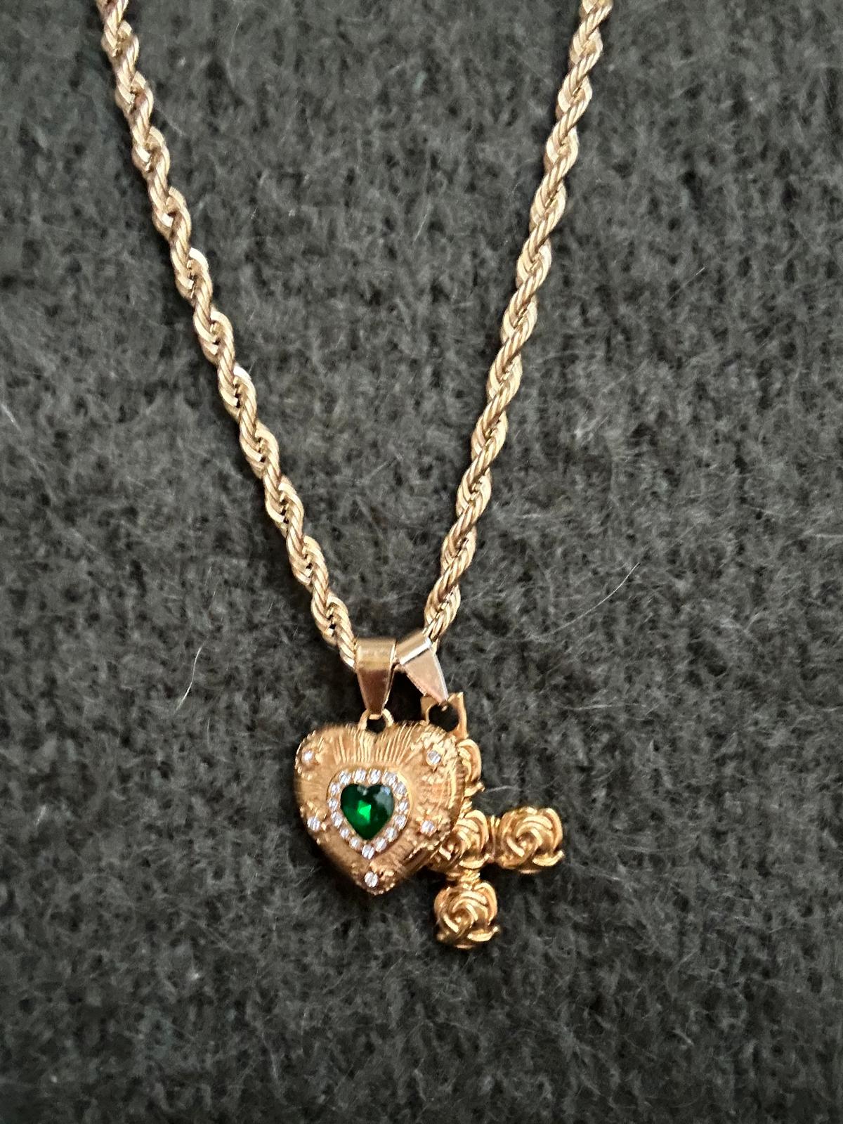 Ciondolo in acciaio inossidabile placcato oro 18k "Silvia"