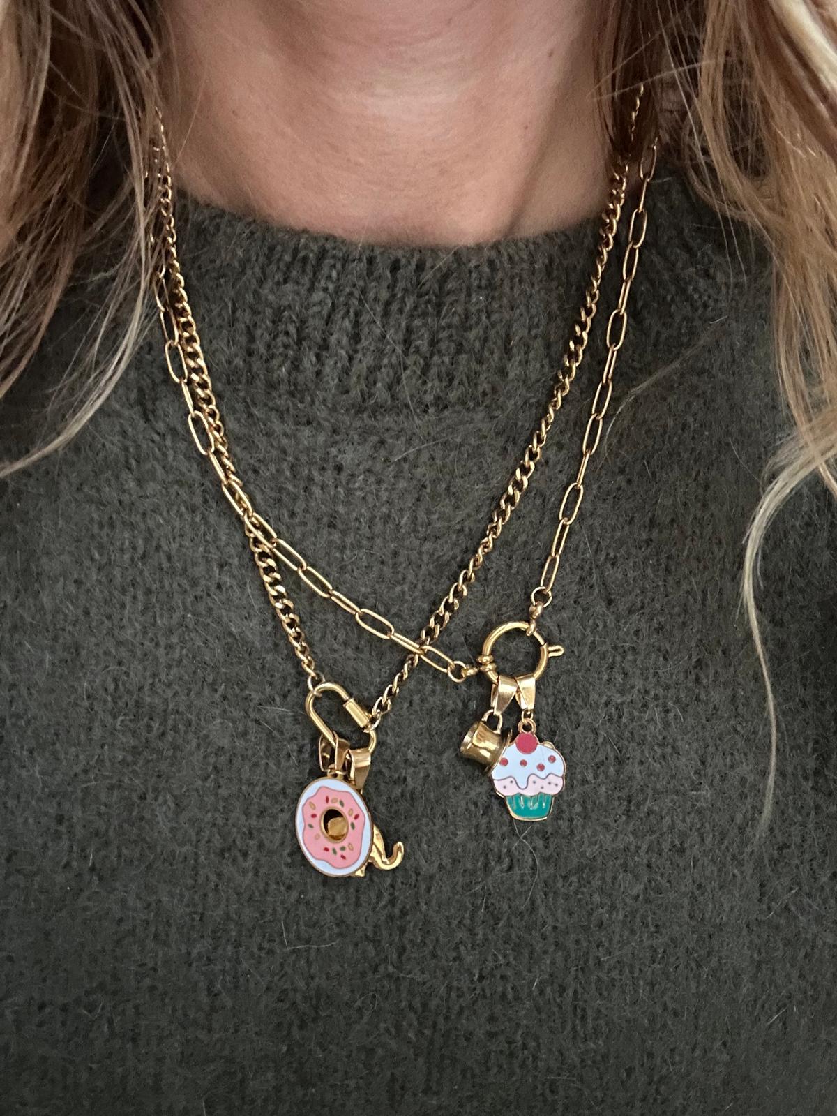 Ciondolo in acciaio inossidabile placcato oro 18k "Cupcake"