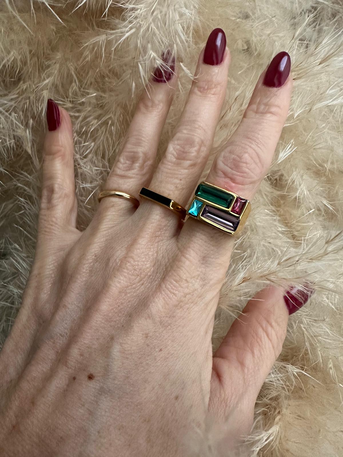 Anello in acciaio inossidabile e zirconi, anallergico e waterproof placcato oro 18K "Jackie"