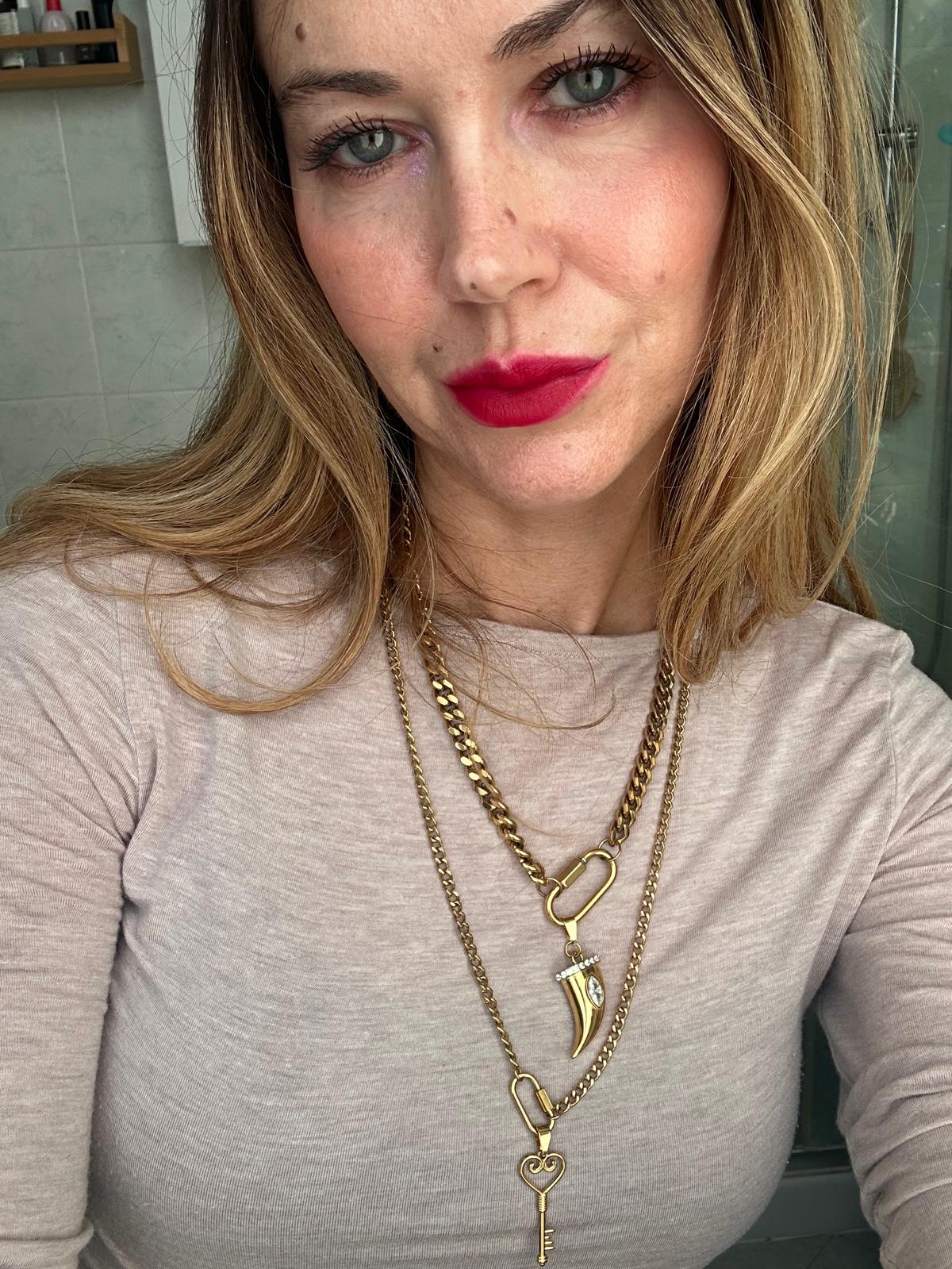 Ciondolo in acciaio inossidabile e zirconi placcato oro 18k "Max"