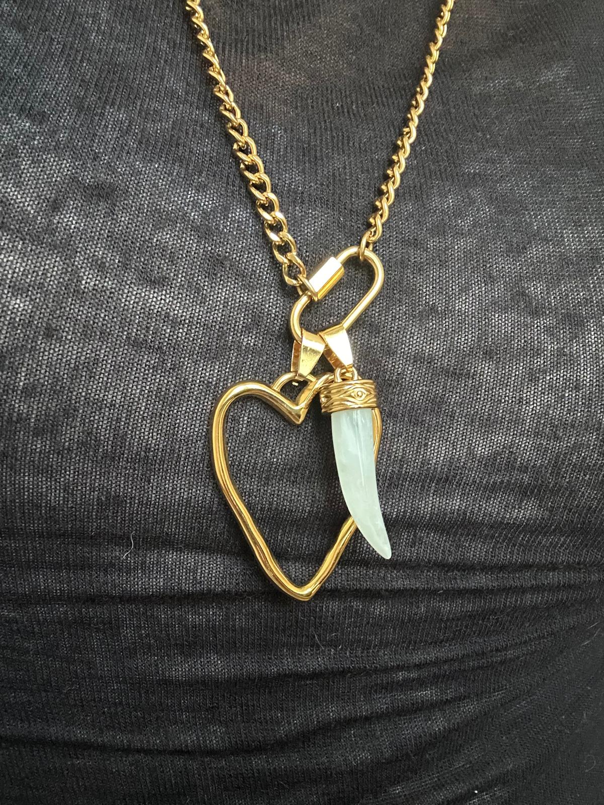 Ciondolo in acciaio inossidabile e resina "Fiona"