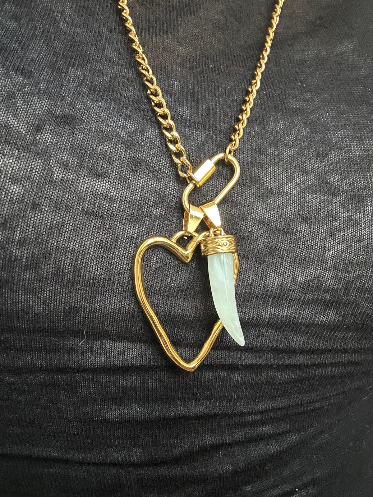 Ciondolo in acciaio inossidabile e resina "Fiona"