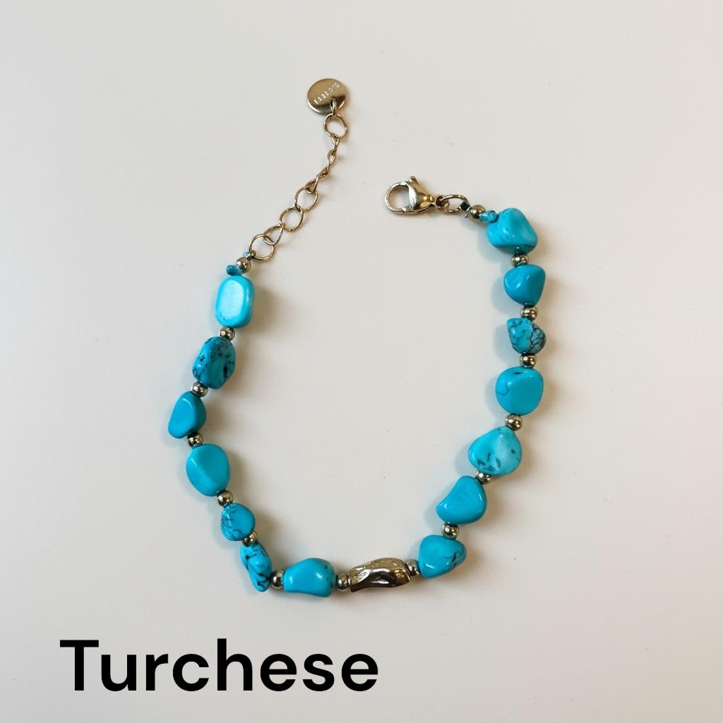 Bracciale con perle di pietra dura, vetro e cordino in lurex "Blush"