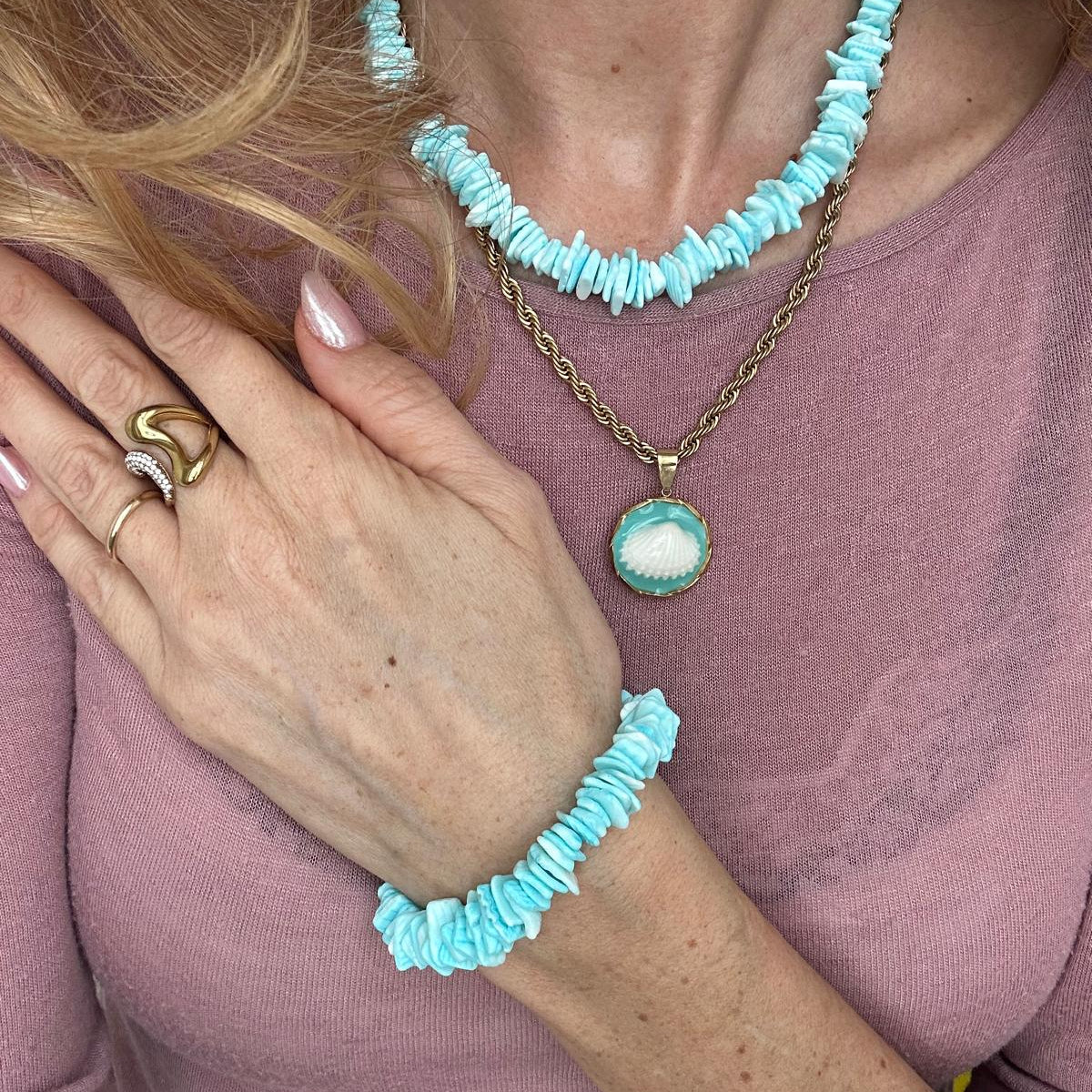 Bracciale con perle di pietra dura e acciaio inossidabile "Salina"