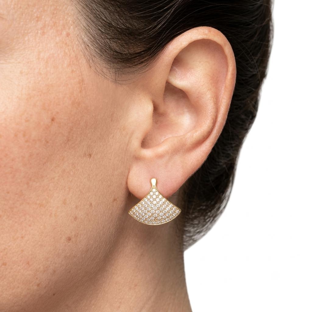 Orecchini in acciaio inossidabile anallergici e waterproof placcati oro 18K "Ventaglio"