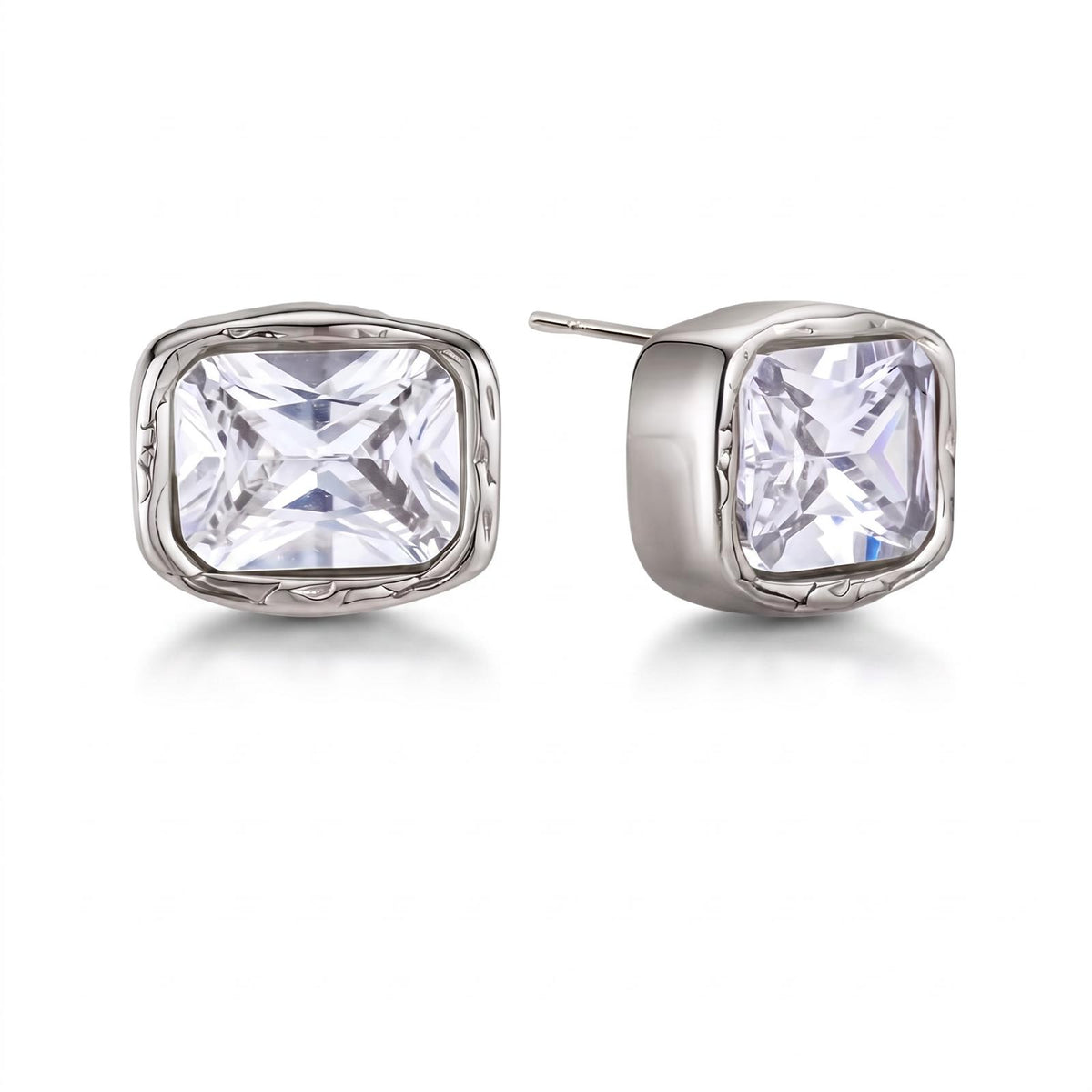 Orecchini in acciaio inossidabile e waterproof placcati oro 18K "Lucilla"