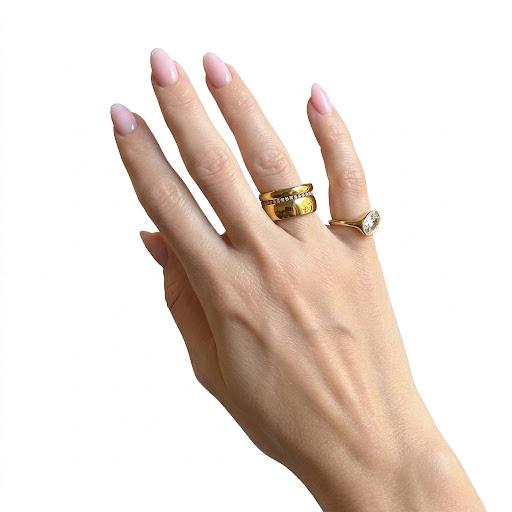 Anello da mignolo con zircone waterproof placcato oro 18K "Chiara"